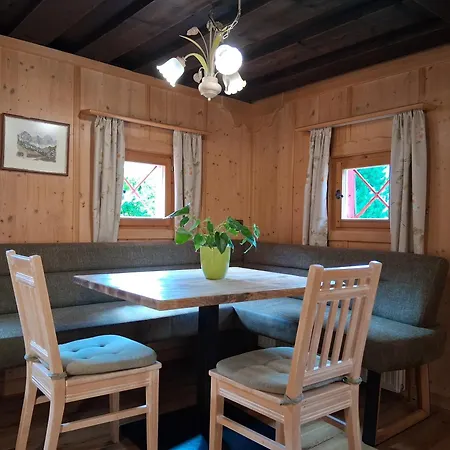 Sublehnhaeusl Apartment